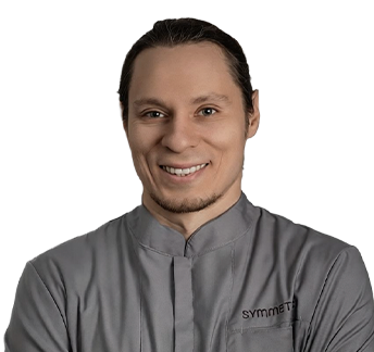 Николаев Павел Анатольевич, Врач хирург-имплантолог				 