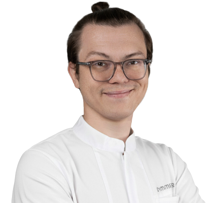 Кузьмин Александр Сергеевич, Врач стоматолог-хирург, хирург-имплантолог				 